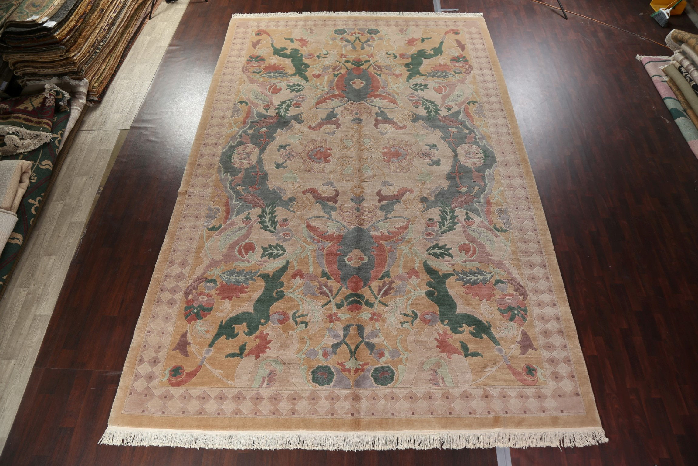 Isabelline Victorian Style Nepalese Large Wool Rug HandKnotted 12X18