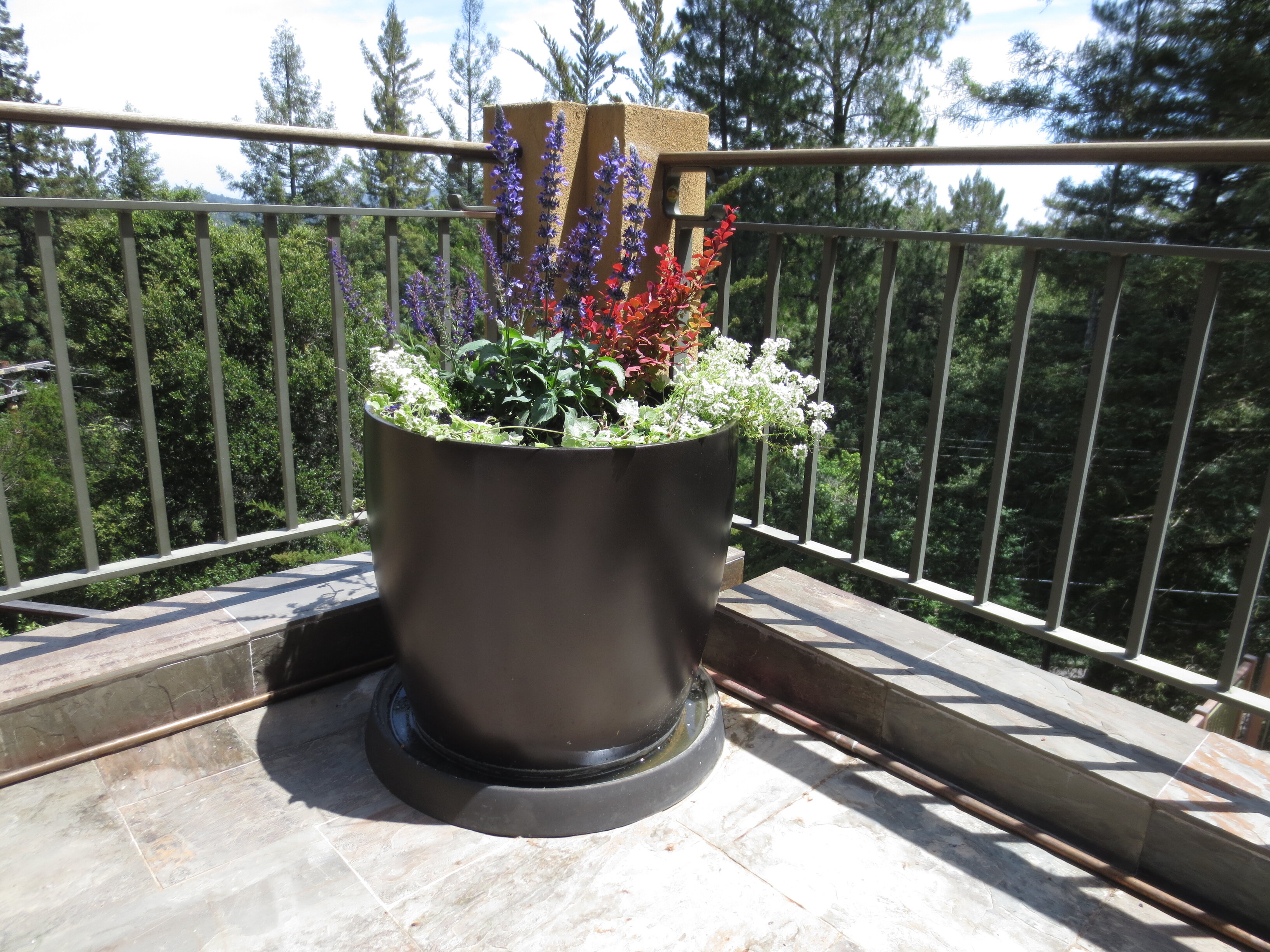 VOLCANIC ROCK PLANTER Ash Outdoor Garden Pot Durable Lightweight Fiberglass 
