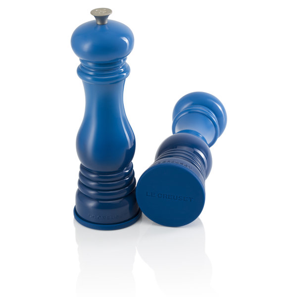 le creuset coastal blue salt & pepper mill set