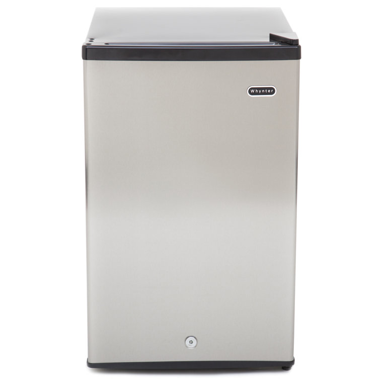 whynter energy star upright freezer
