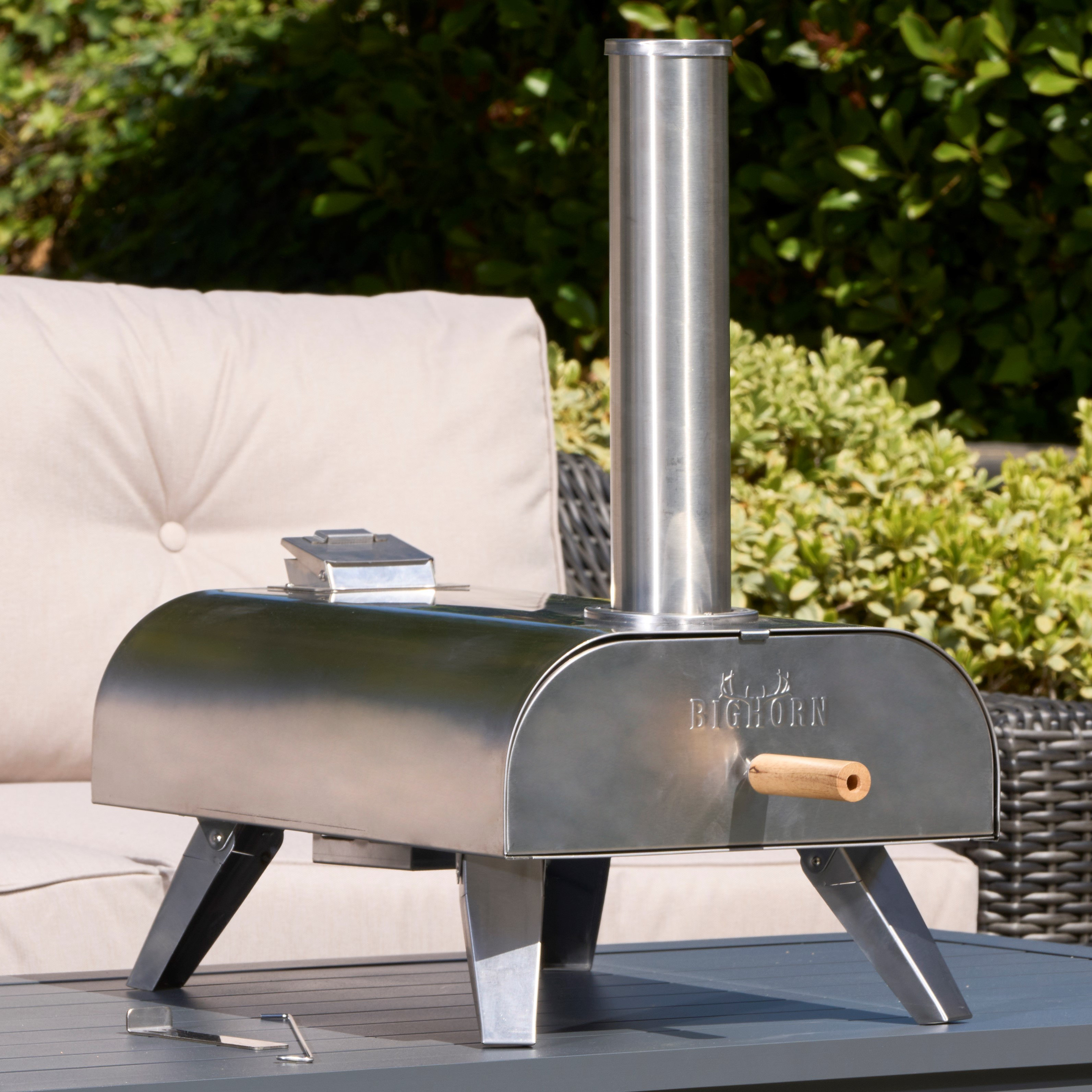 Big Horn Outdoors Four à Pizza à Granulés D'Extérieur – Portable, Inox, 460°C En 18 Min, Pierre 30 Cm + Sac De Transport