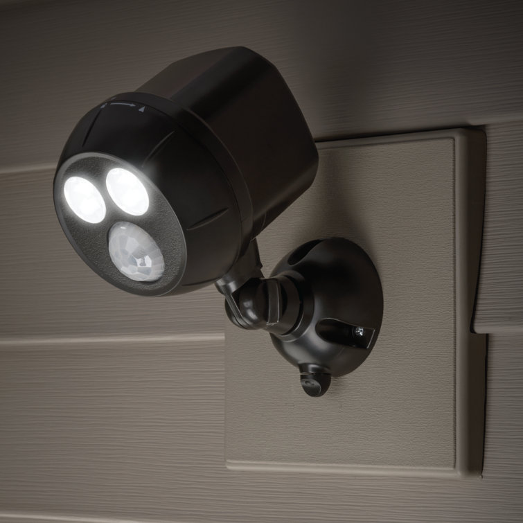 Ultra Bright 40-Watt LED Dusk to Dawn Battery Powered Outdoor Security Spot  Light with Motion Sensor