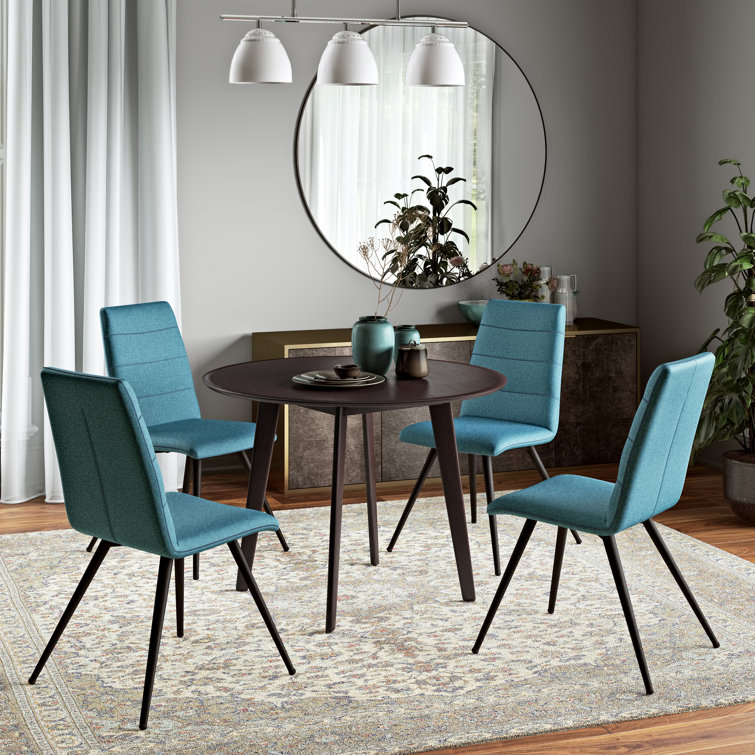 Jacques 4 - Person Dining Set