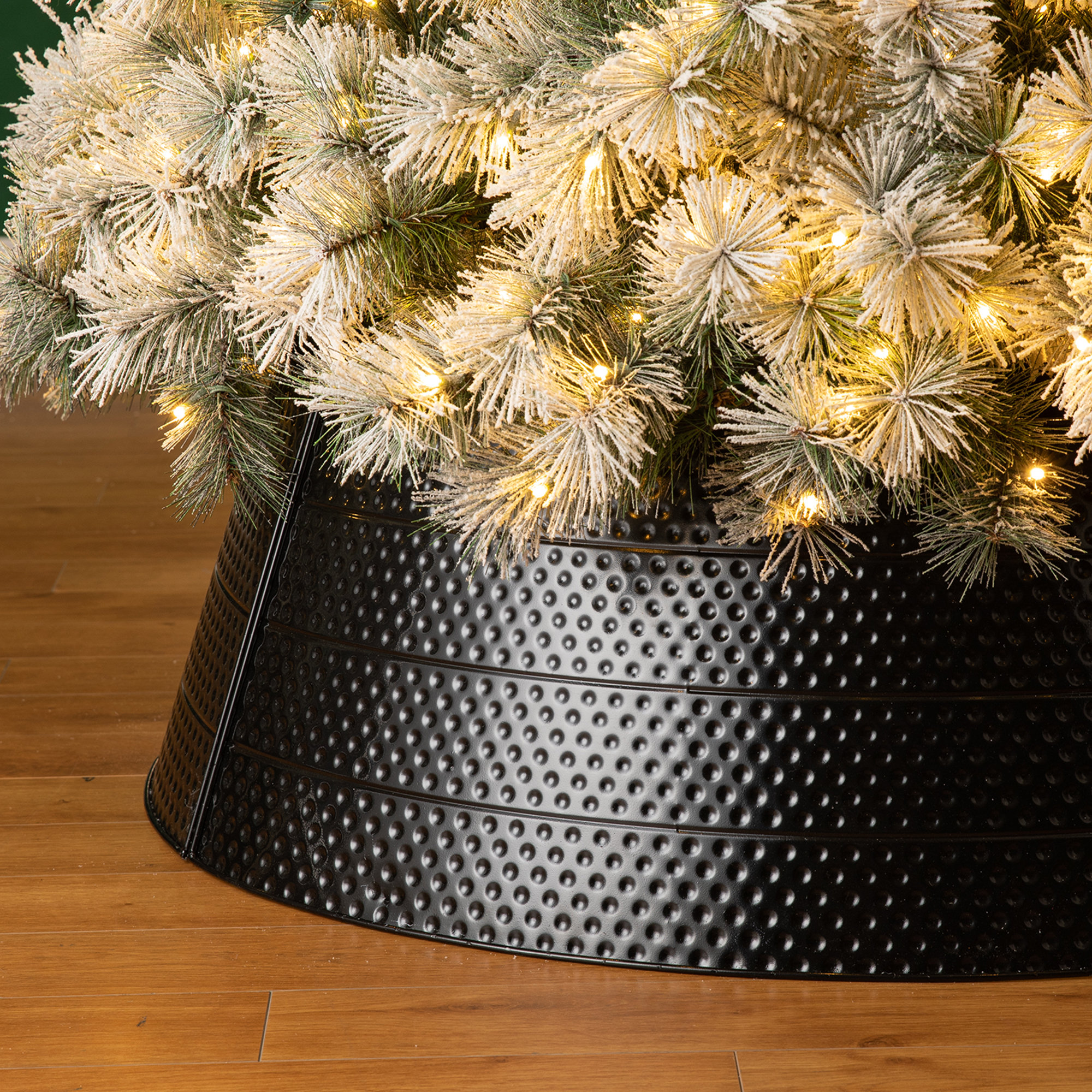 Glitzhome Christmas Hammered Metal Tree Collar & Reviews Wayfair