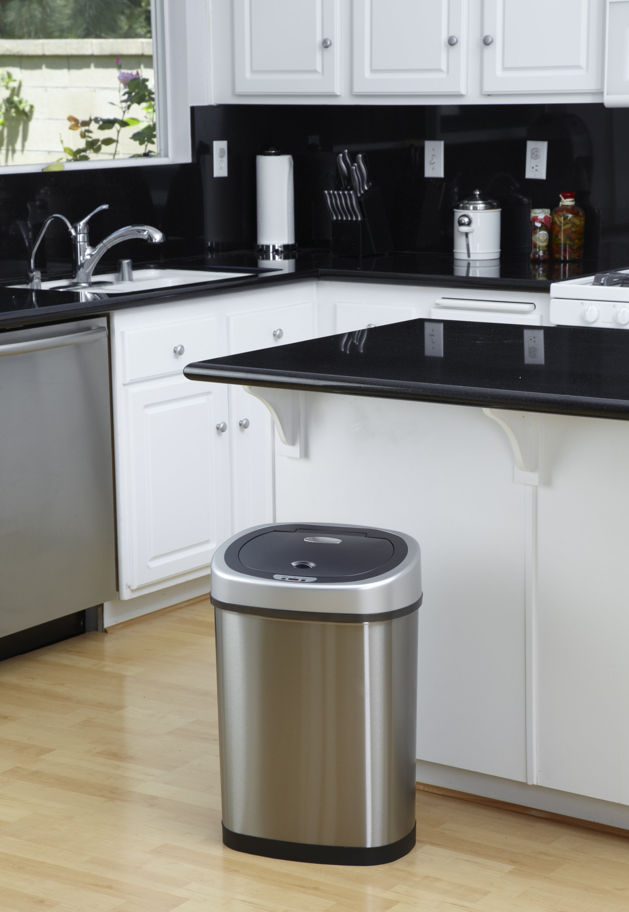 Nine Stars Stainless Steel 11 Gallon Motion Sensor Trash Can & Reviews