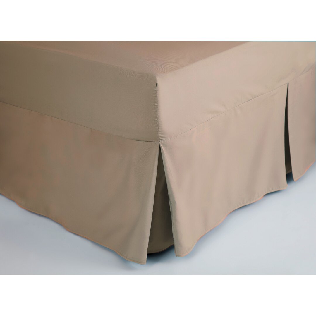 200 TC 50/50 Percale Polycotton Tailored Bed Valance brown