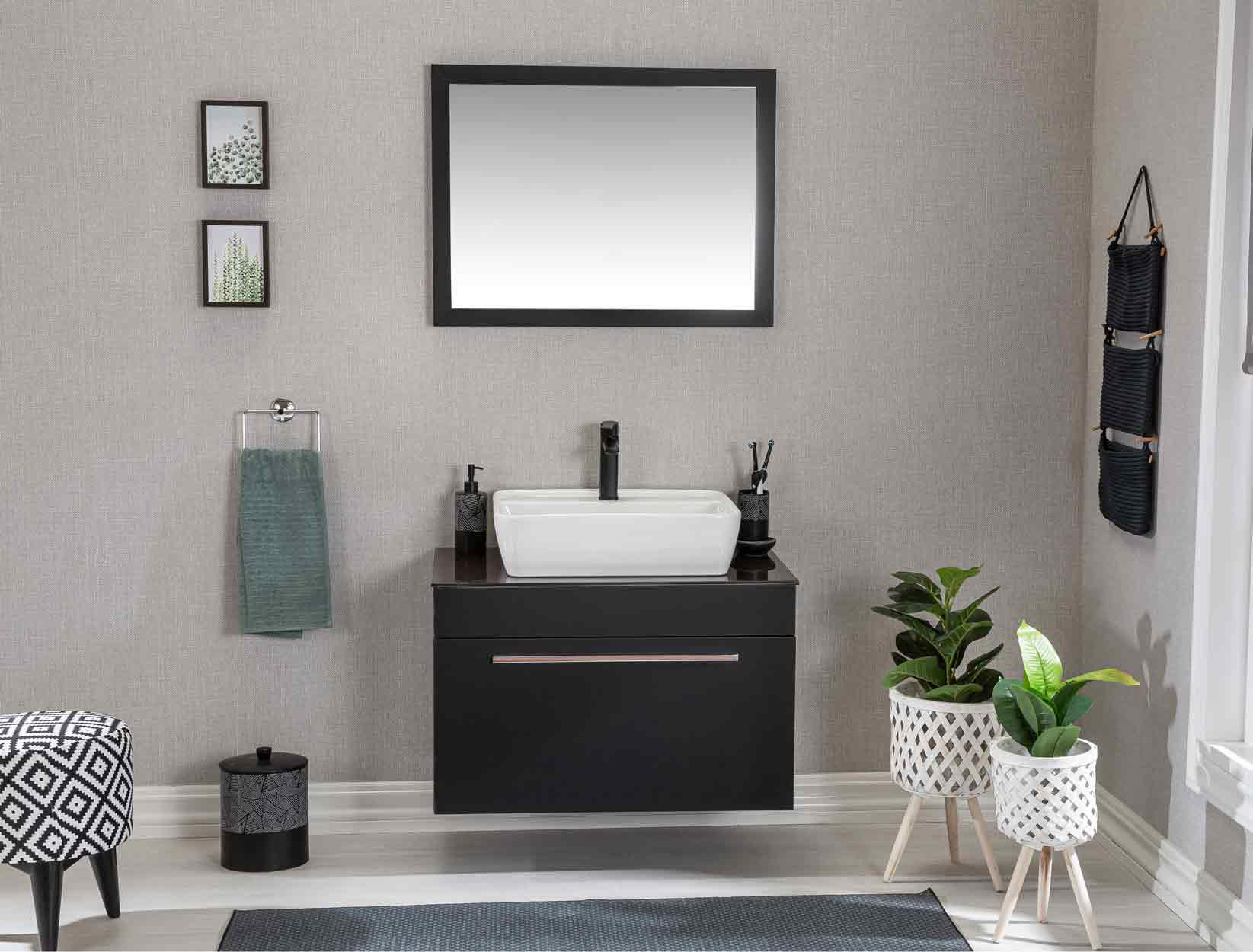 Adorn Vanity Luka 32'' Floating Single Bathroom Vanity with Ceramic