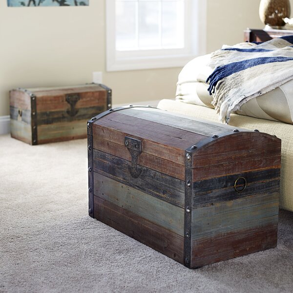 Medium Rustic Natural Wooden Streamer Trunk with Studded detail 