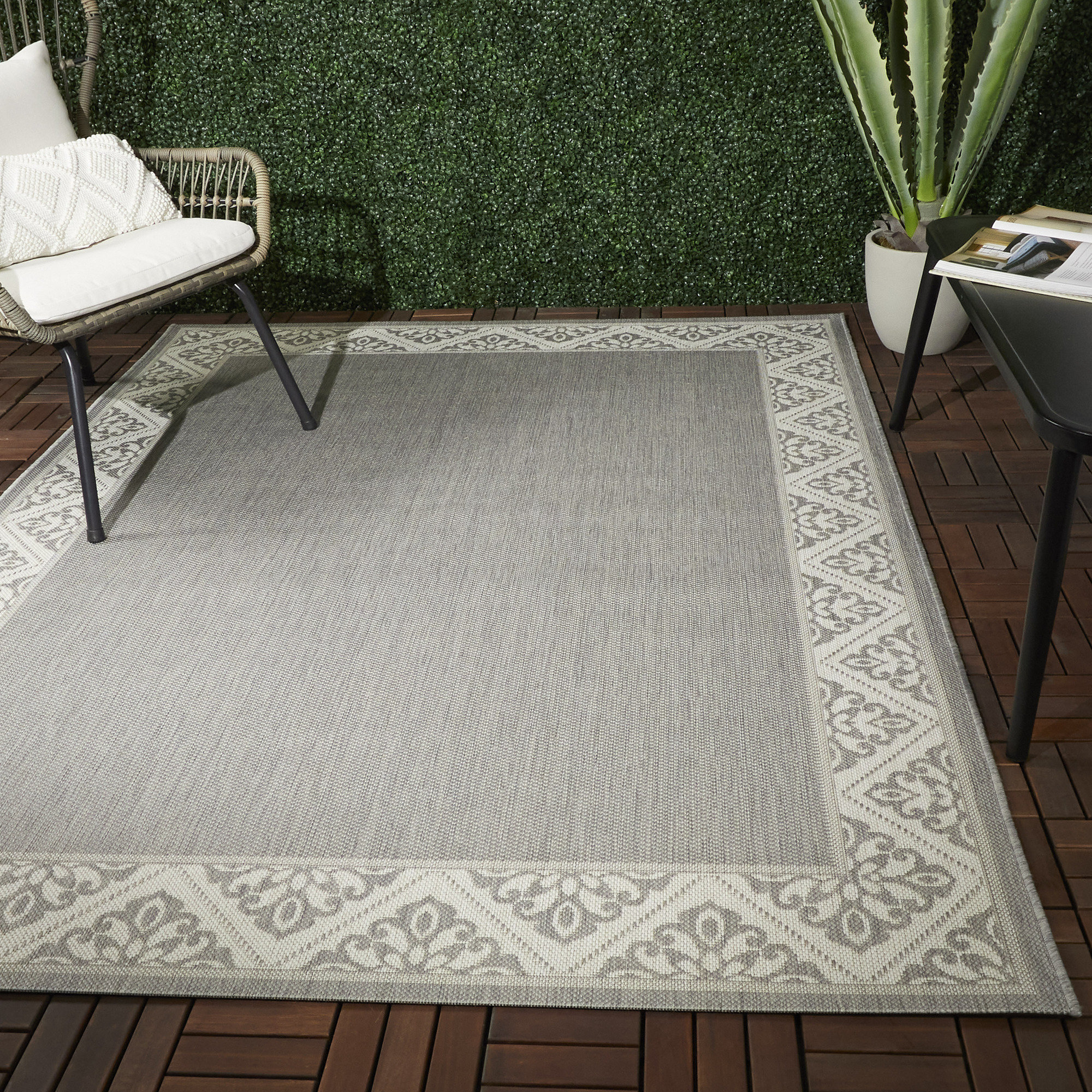 Charlton Home® N'Keal Gray Indoor / Outdoor Area Rug & Reviews Wayfair