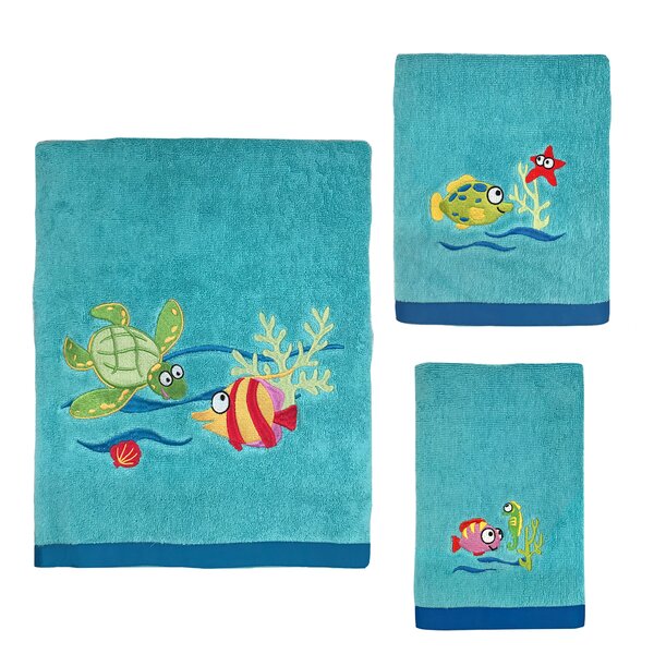 Gone Fishing Bathroom Collection Set of 2 Hand Towels 15"W x 25"L 