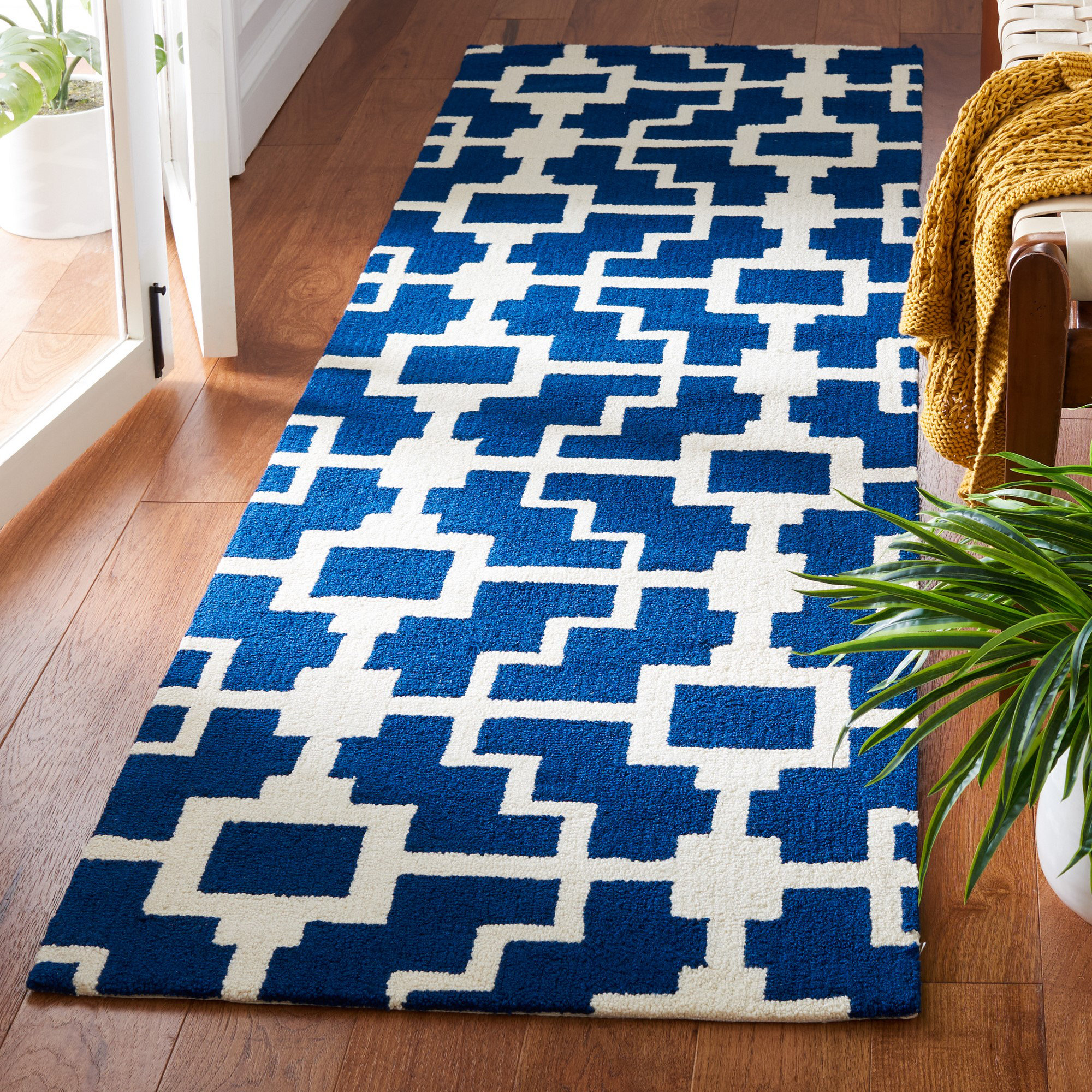 Mercer41 Dalton Handmade Looped/Hooked Blue Indoor/Outdoor Rug Wayfair