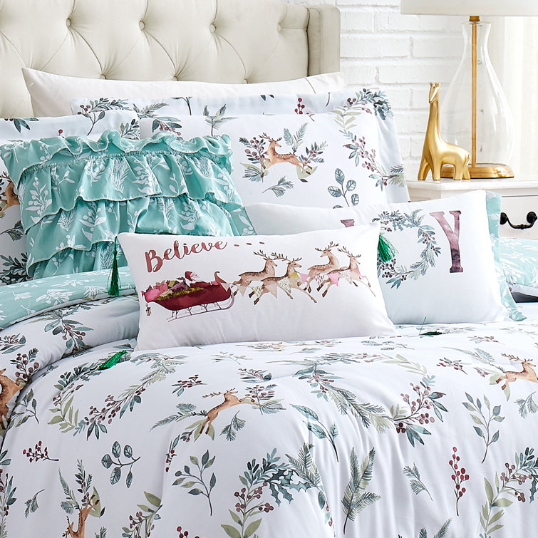 Aarianna White/Mint Microfiber Reversible Comforter Set The Holiday Aisle Size: Full Comforter + 2 Full Shams + 2 Throw Pillows