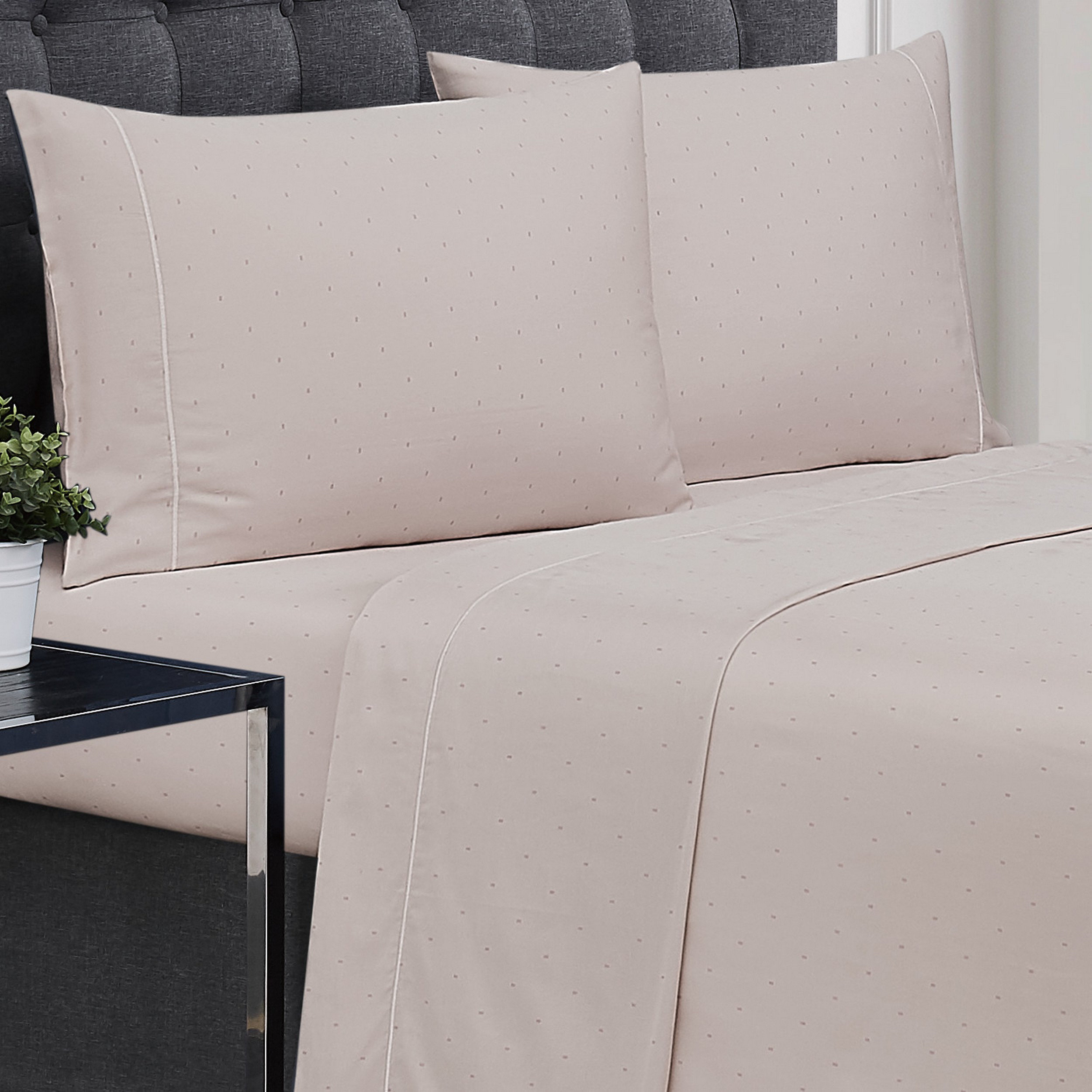 Charisma 310 Thread Count Classic Dot Cotton Sheet Set, Full, Blush