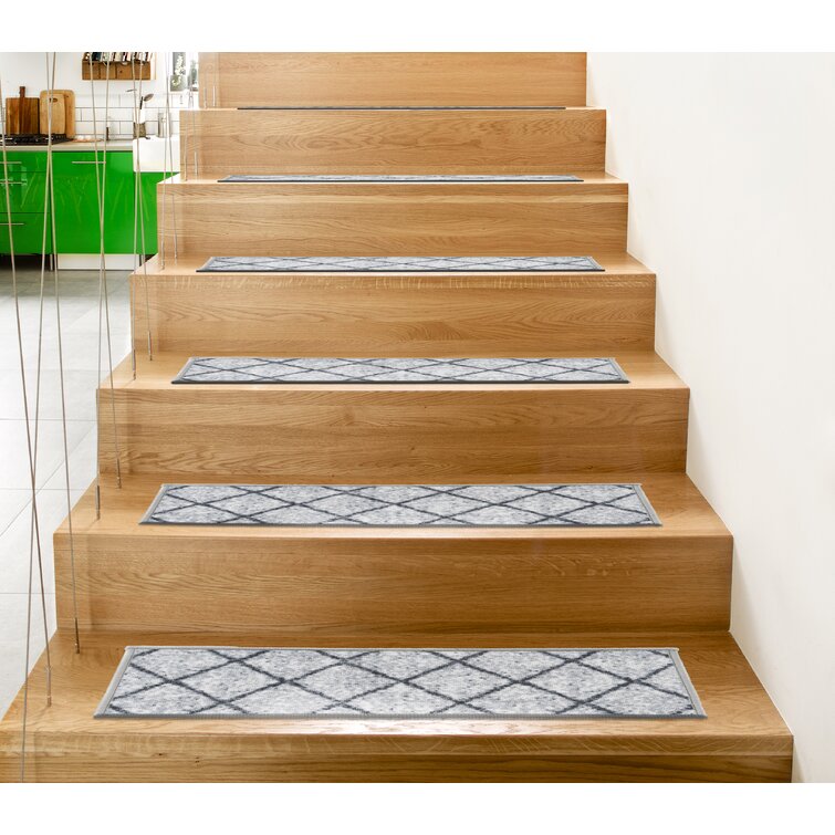 Rug Depot Set of 13 Contemporary Non Slip Carpet Stair Treads 26" x 9" Biege 