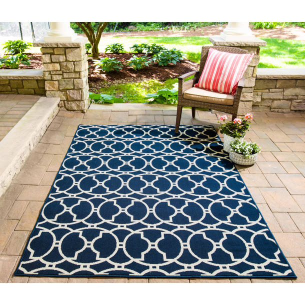 Breakwater Bay Yepez Navy Blue/White Indoor/Outdoor Rug & Reviews | Wayfair