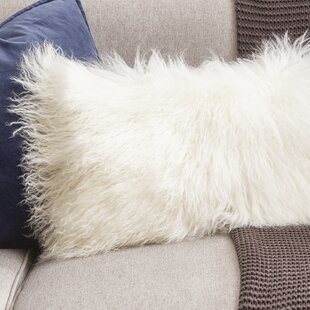 2 X HUGGABLE FLEECE 'LAMBSWOOL' LOOK AND FEEL CREAM SUPERSOFT THERMAL PILLOWS 