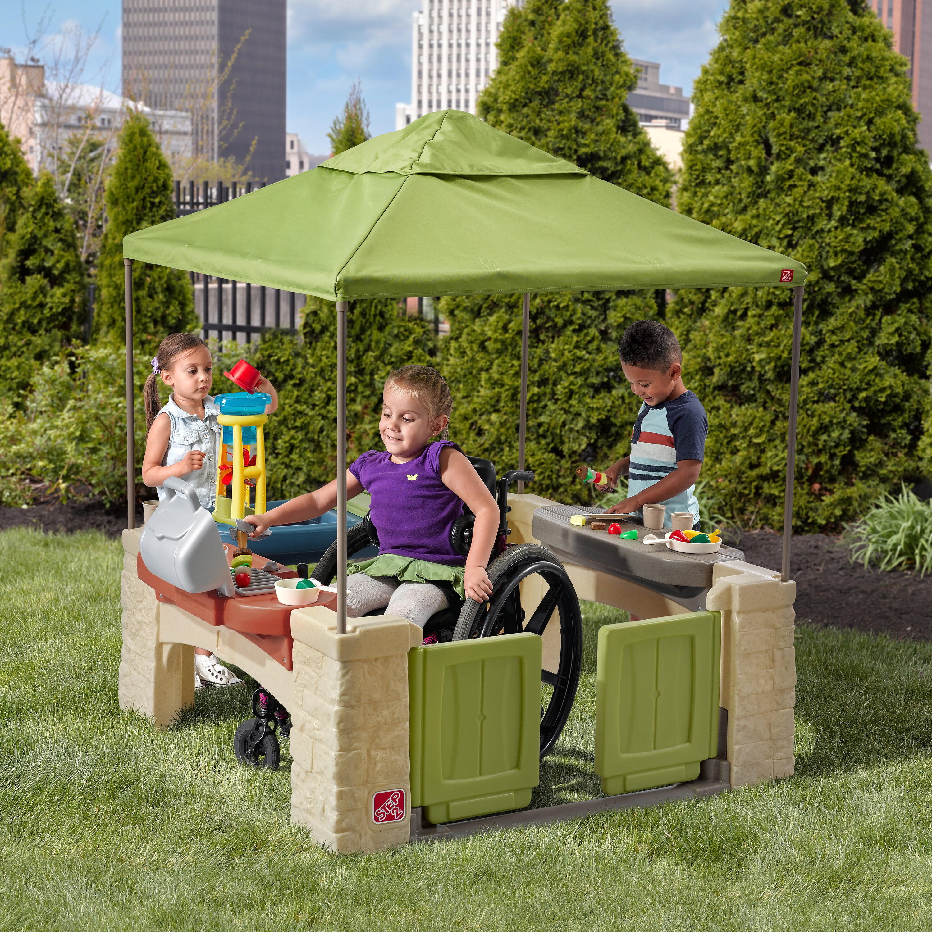 Model:874100 Step2 All Around Playtime Patio with Canopy Playhouse 