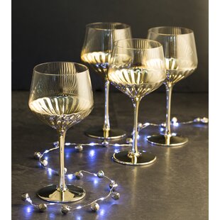10 Clear Plastic Wine Glasses with Frosted Swirl 