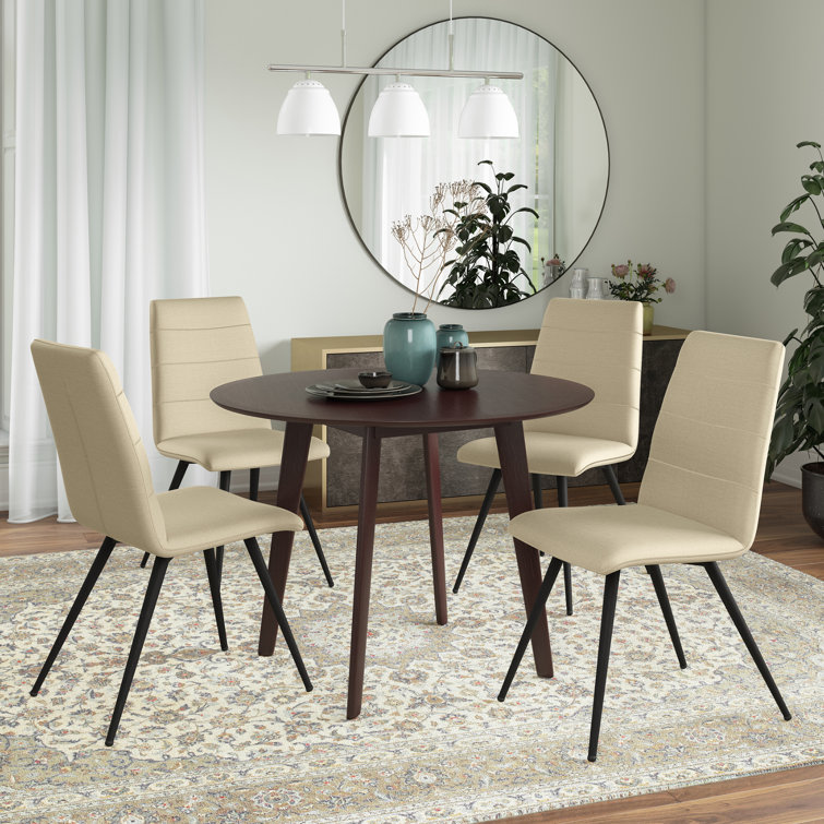 Jacques 4 - Person Dining Set