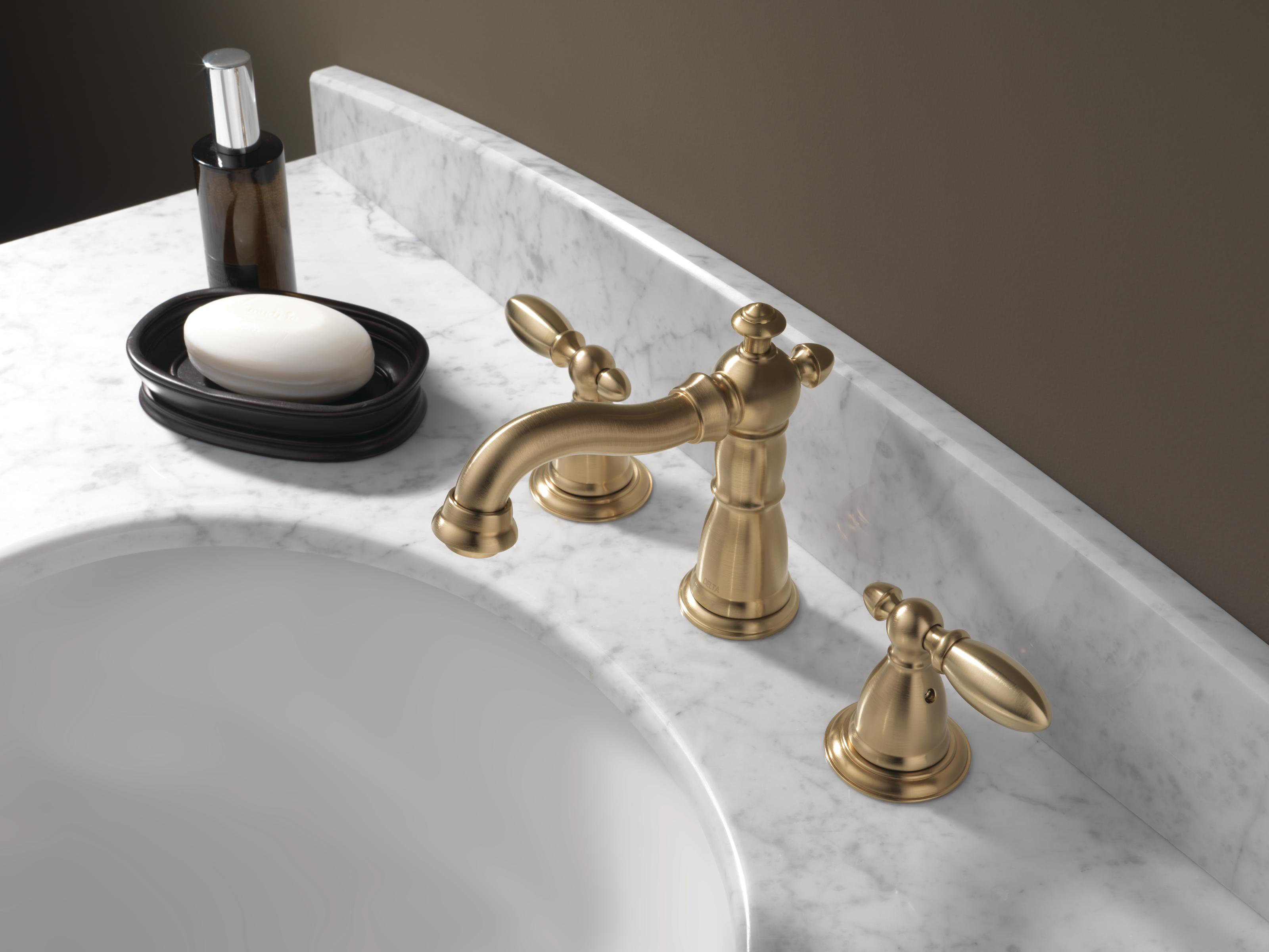 3555RBMPUDST,MPUDST,CZMPUDST Delta Victorian Widespread Faucet 2