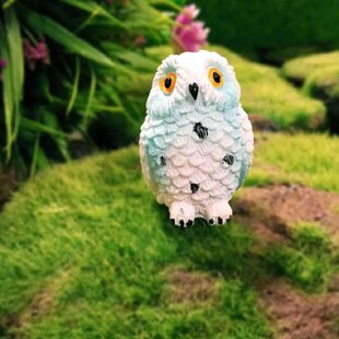 White Miniature Flying Owl Model Statue for Backyard Fairy Garden Accessory 