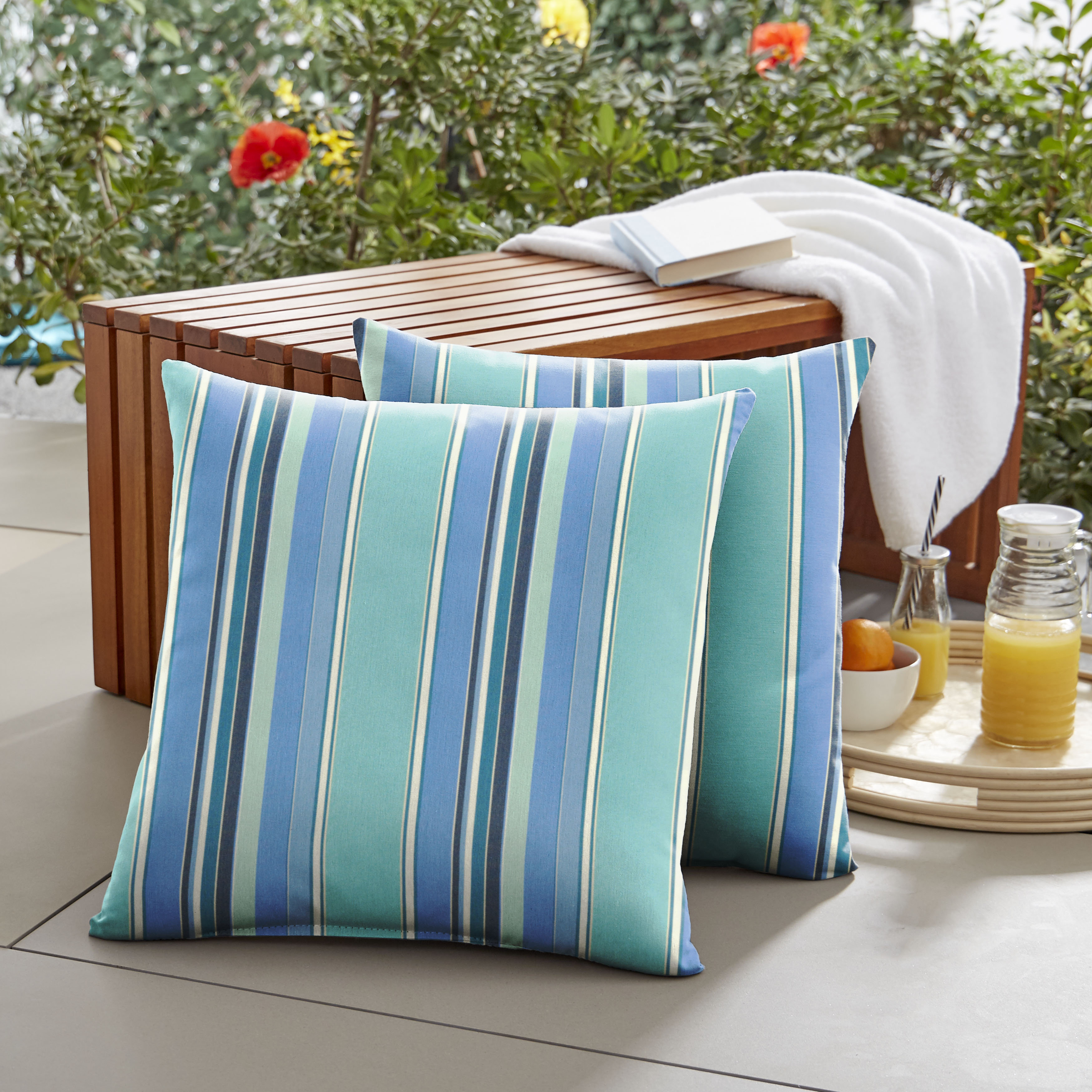 20x20 outdoor pillows