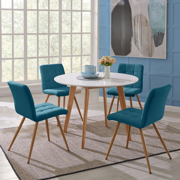 Jacques 4 - Person Dining Set