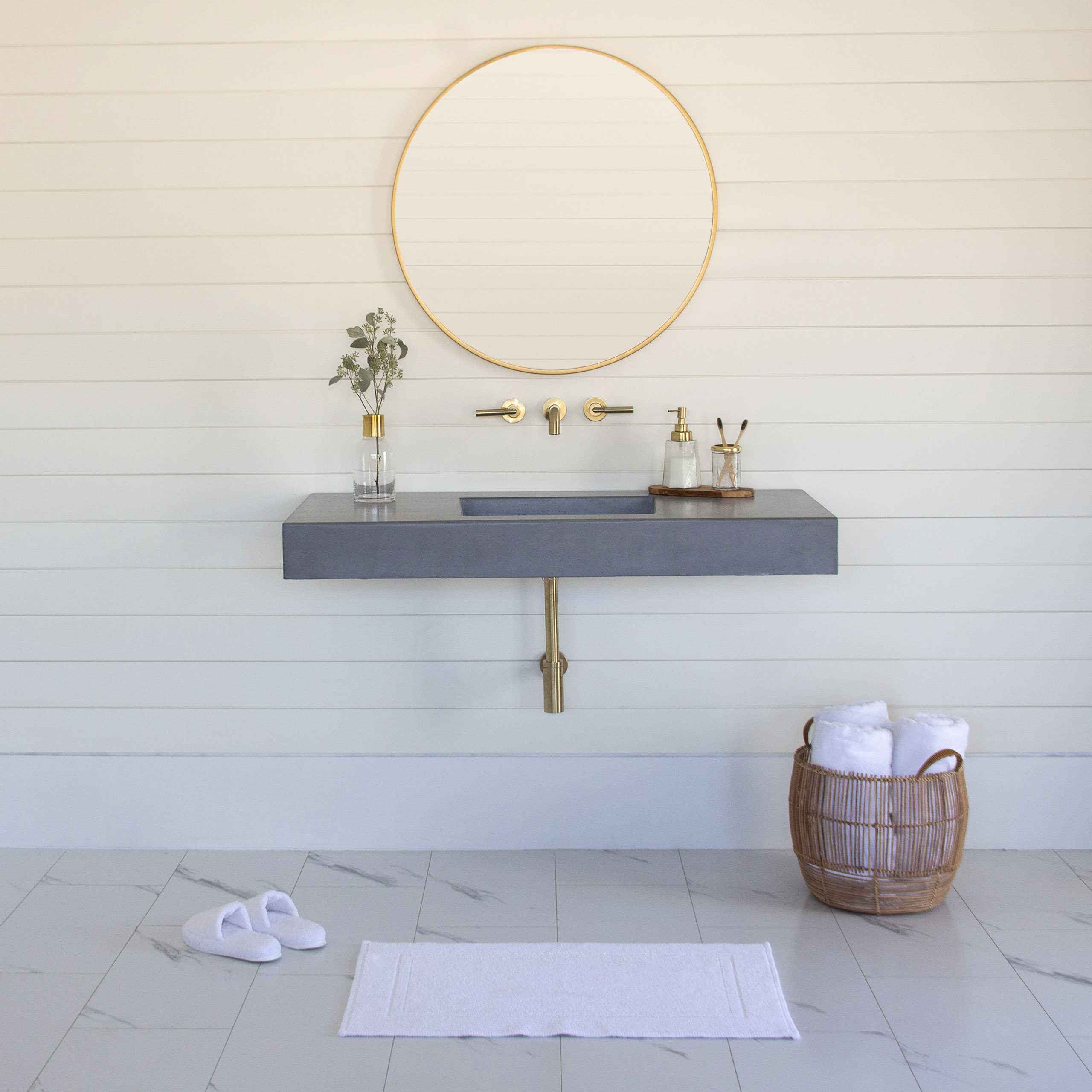 Southern Concrete Creations 48'' Single Bathroom Vanity with Concrete