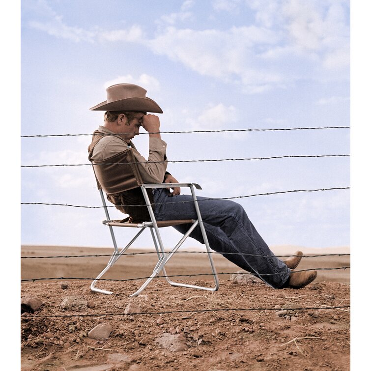 JAMES DEAN 8x10 PICTURE SITTING AGAINST FENCE PHOTO 