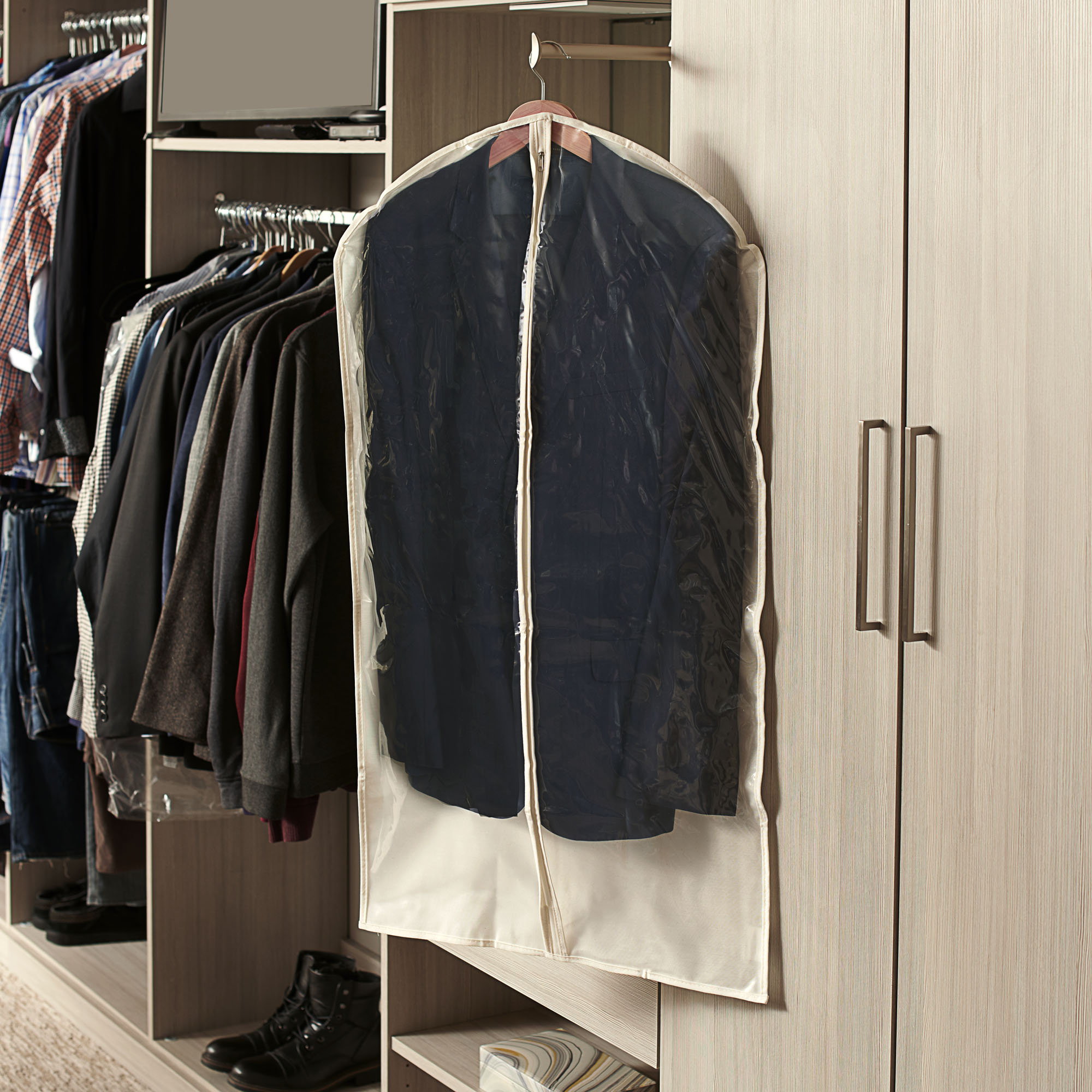 Rebrilliant Holton Storage and Organization Suit Protector Garment Bag