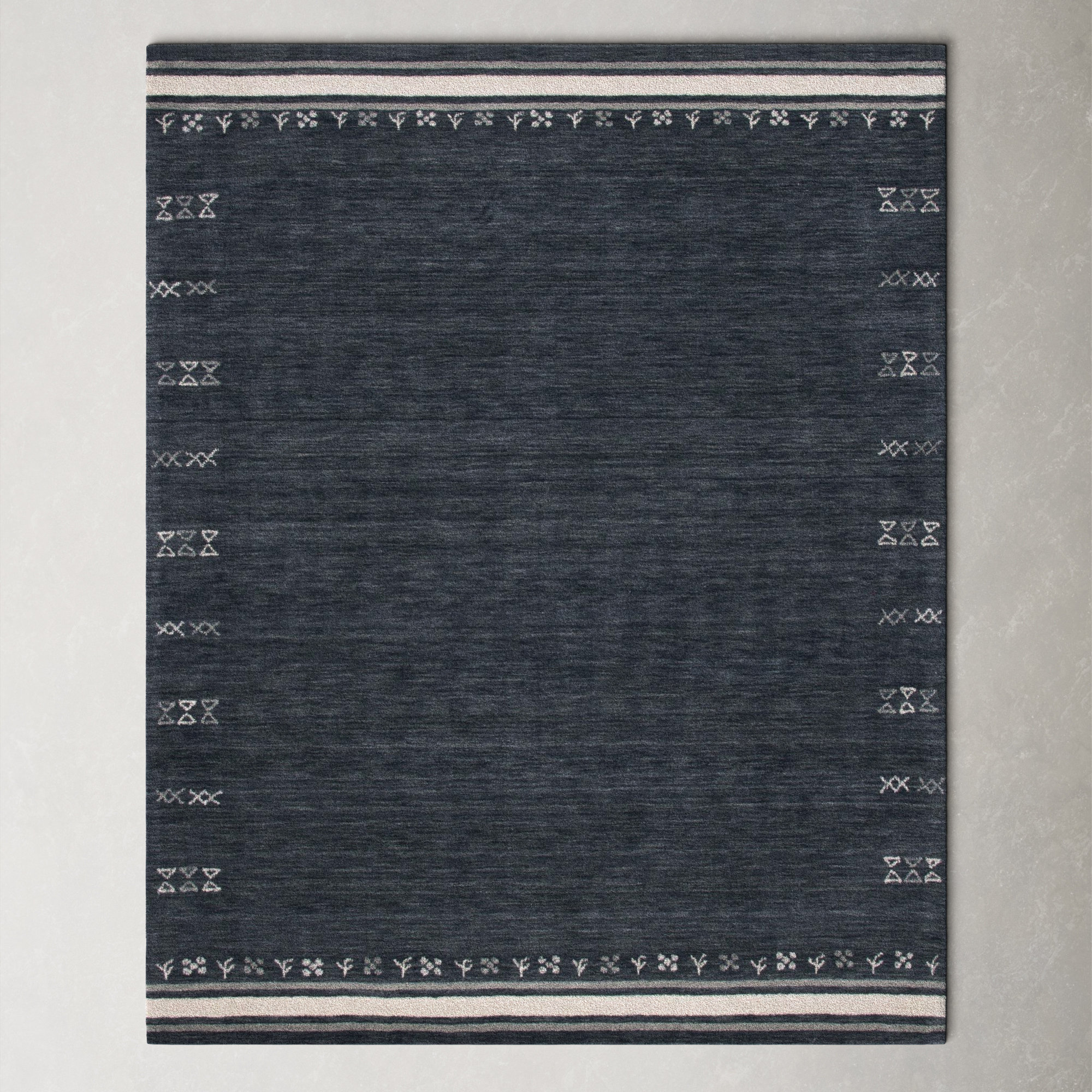 AllModern Santiago Handmade Hand Loomed Wool Charcoal Rug & Reviews