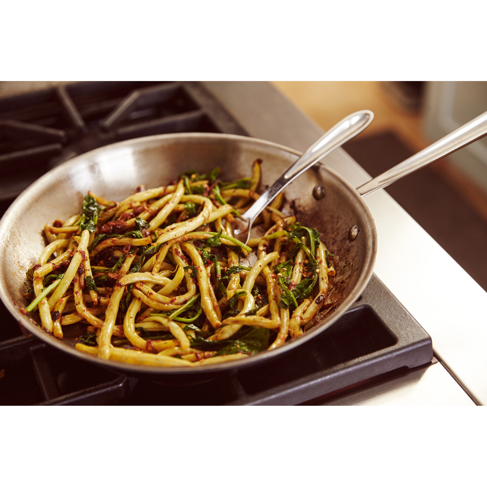 Image 81 - All-Clad D3™ Stainless Frying Pan with Lid, 15 AMP, 4500 RPM