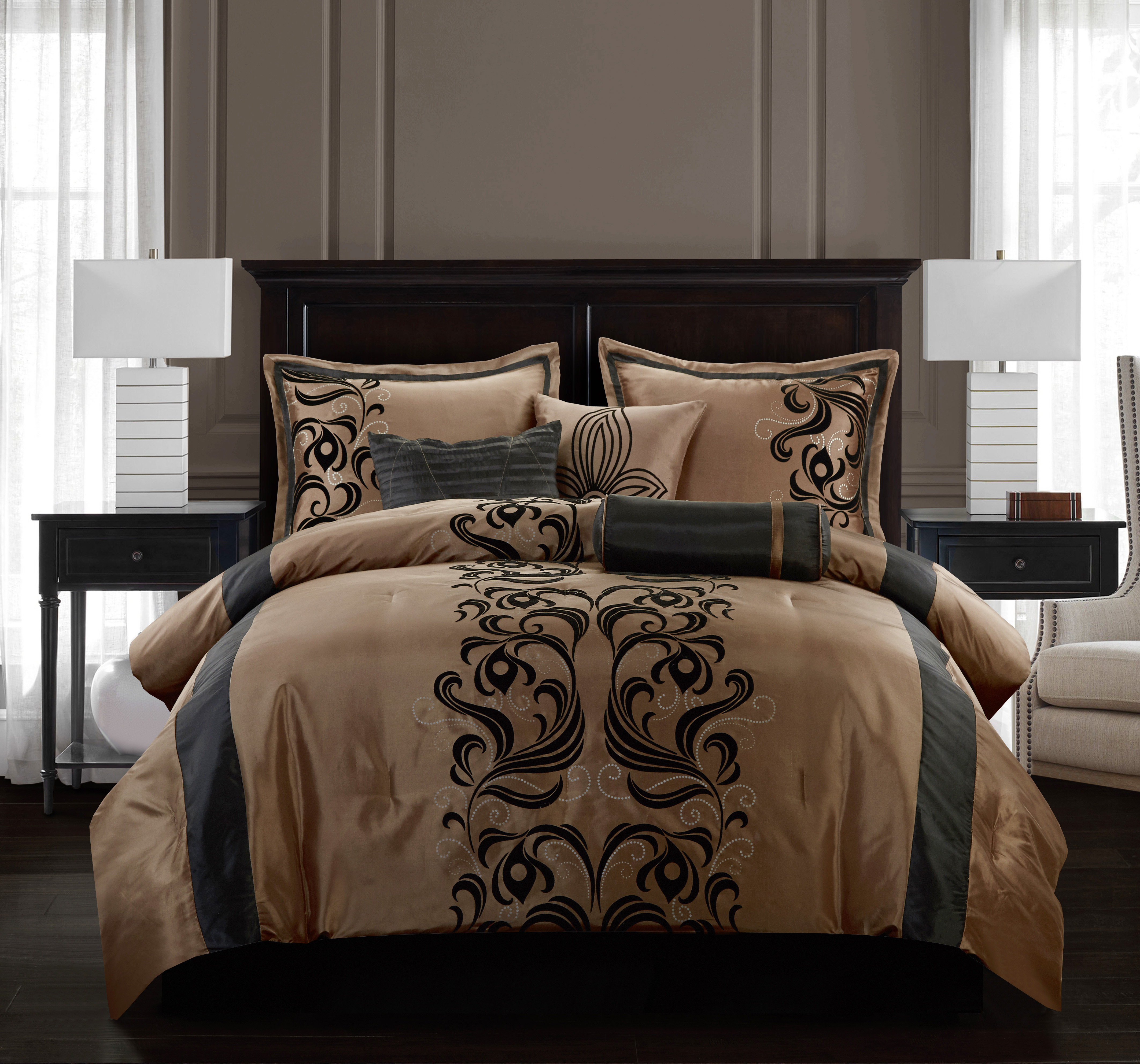 World Menagerie Hatha Bronze/Black 