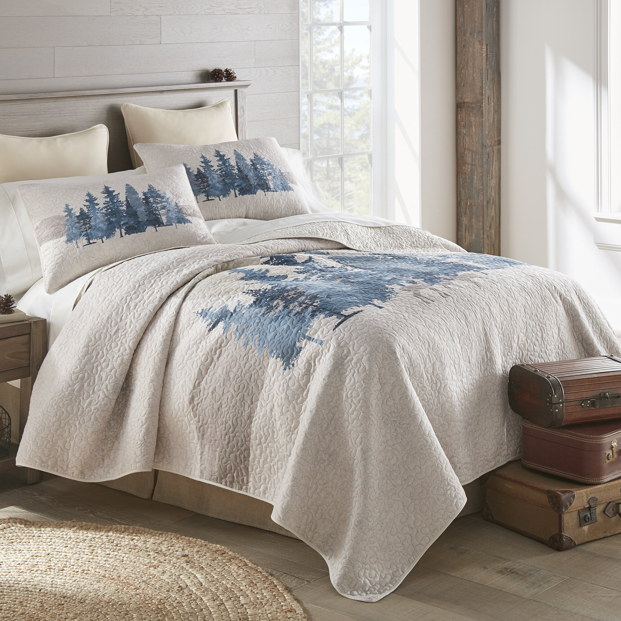 Donna Sharp Green Forest Deer Quilted Rustic Country King 3-Piece Bedding Set 