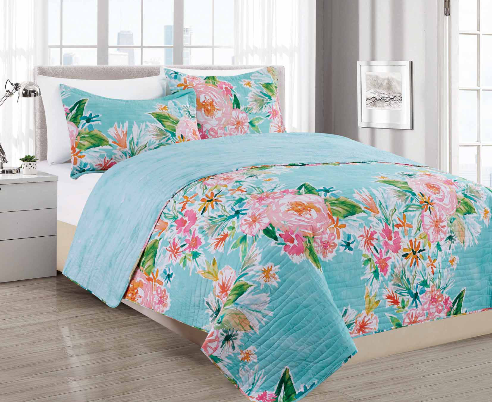 BarbarianByBarbraIgnatiev Turquoise Microfiber Reversible Coastal Quilt