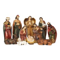 Features The Holy Family with The 3 Kings and a Gloria Angel 7.5-Inch Nativity Sets Exclusive 7-Piece
