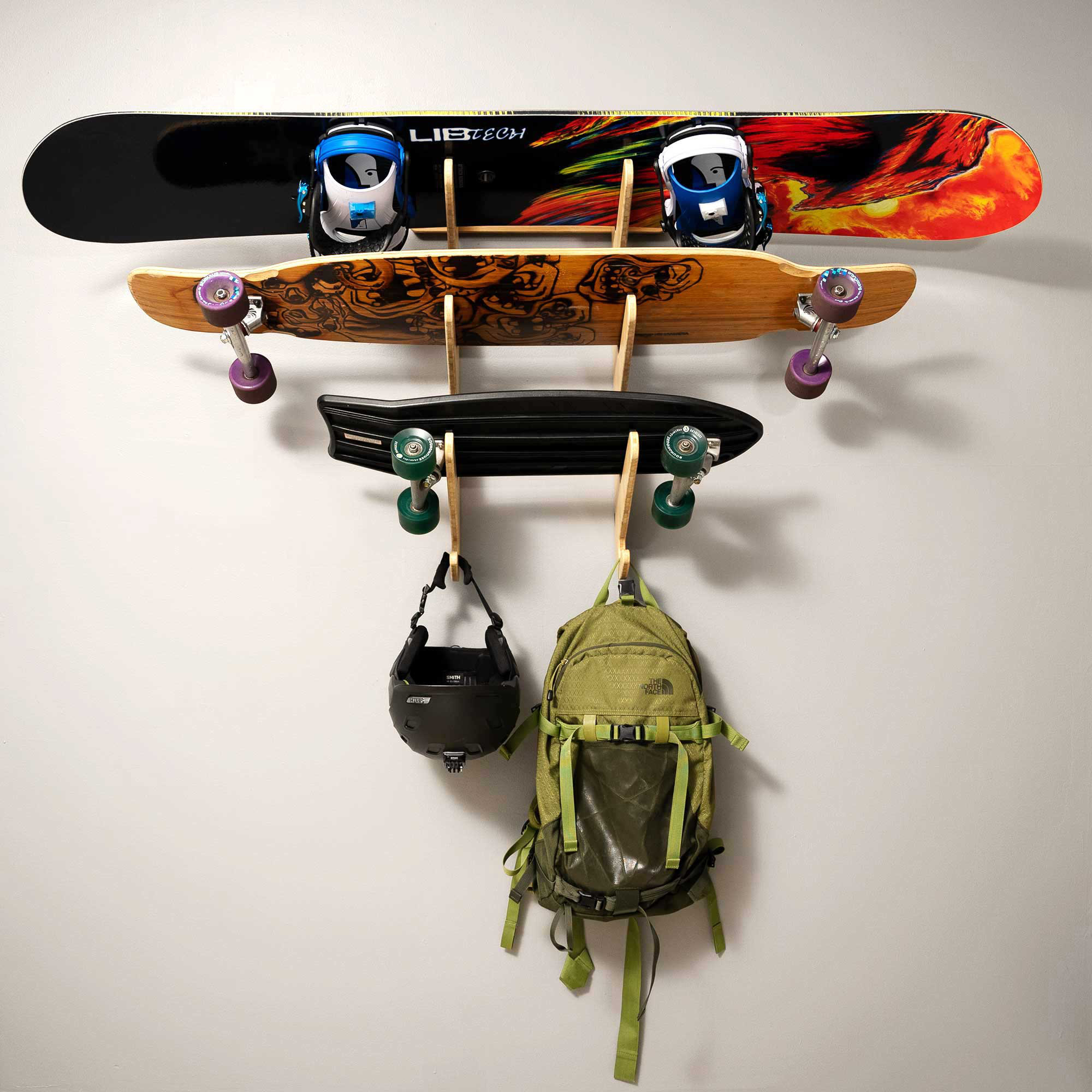 A Pair of Aluminium Display Storage Holder with Protective Lining unho Longboard Rack Wall Mount 
