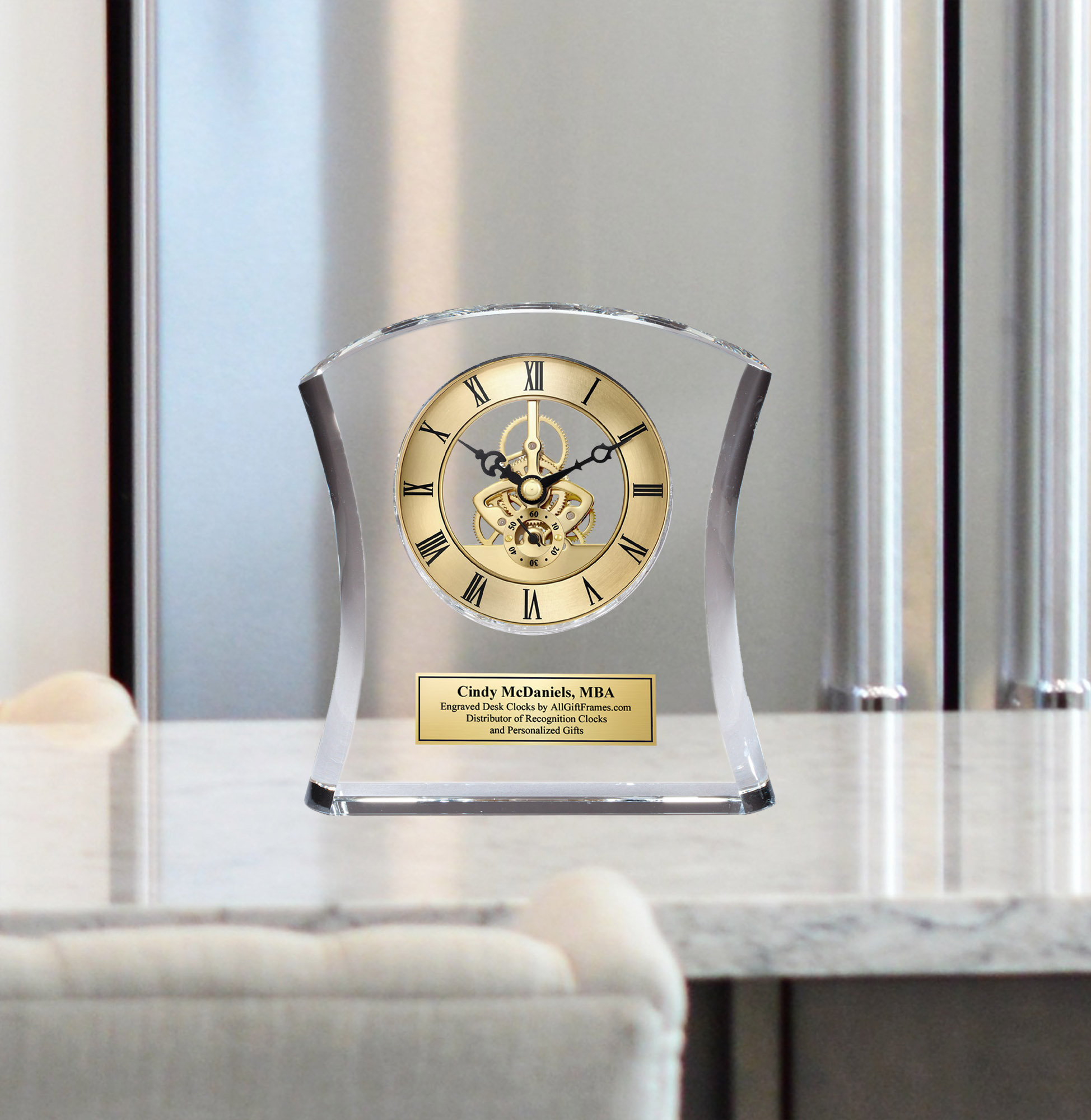 Everly Quinn Analog Cherry Solid Wood Quartz Tabletop Clock in Gold