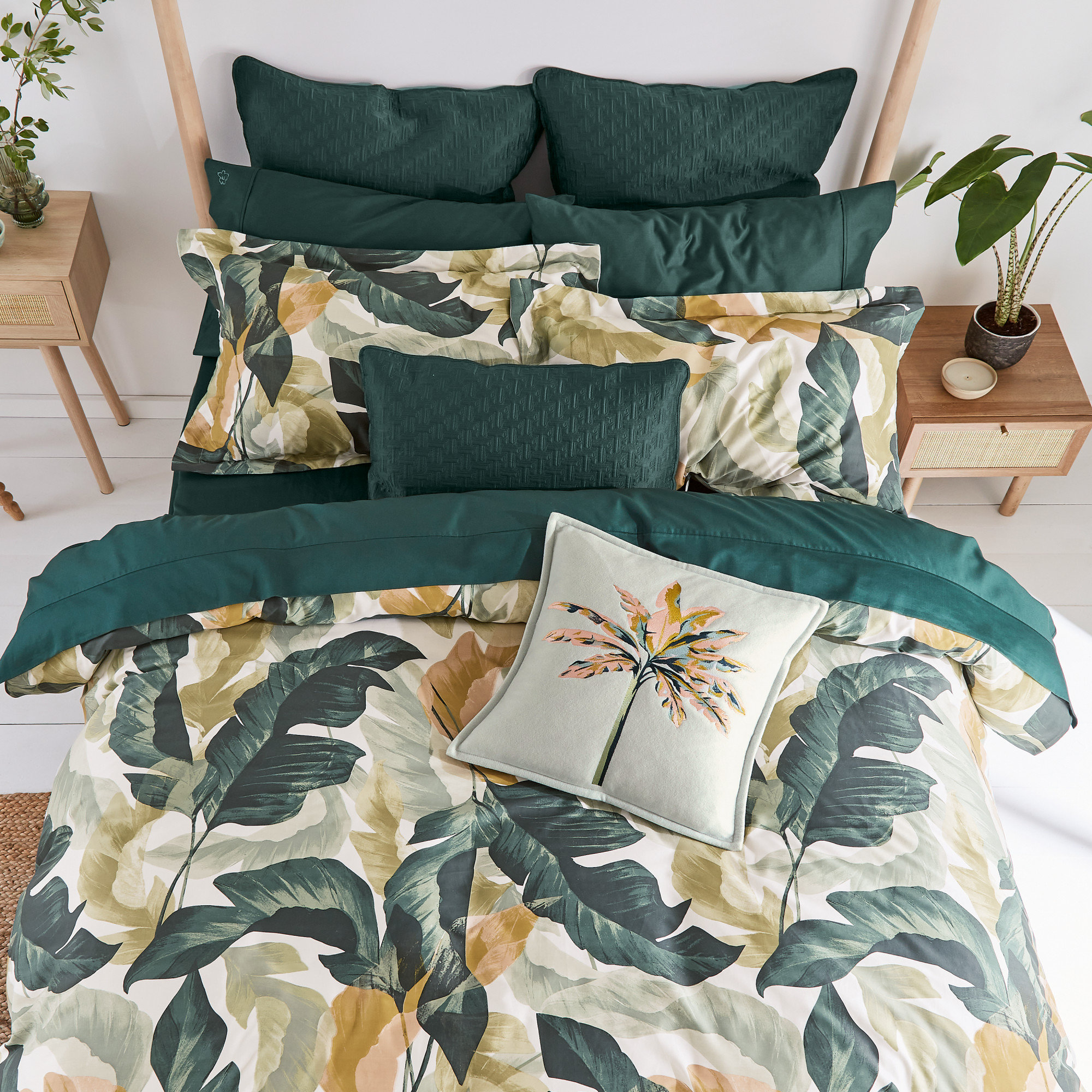 Queen Cotton Sateen Comforter, Polyester Fiber Filling, Tan Brown main image 0