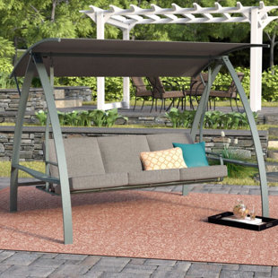 Broyhill Patio Pergola Cushioned Daybed 