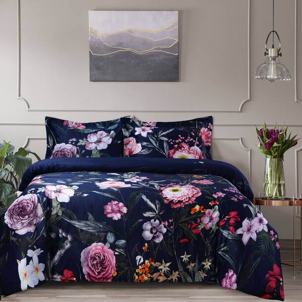 House of Hampton® Castellanos Floral Wallpaper & Reviews | Wayfair