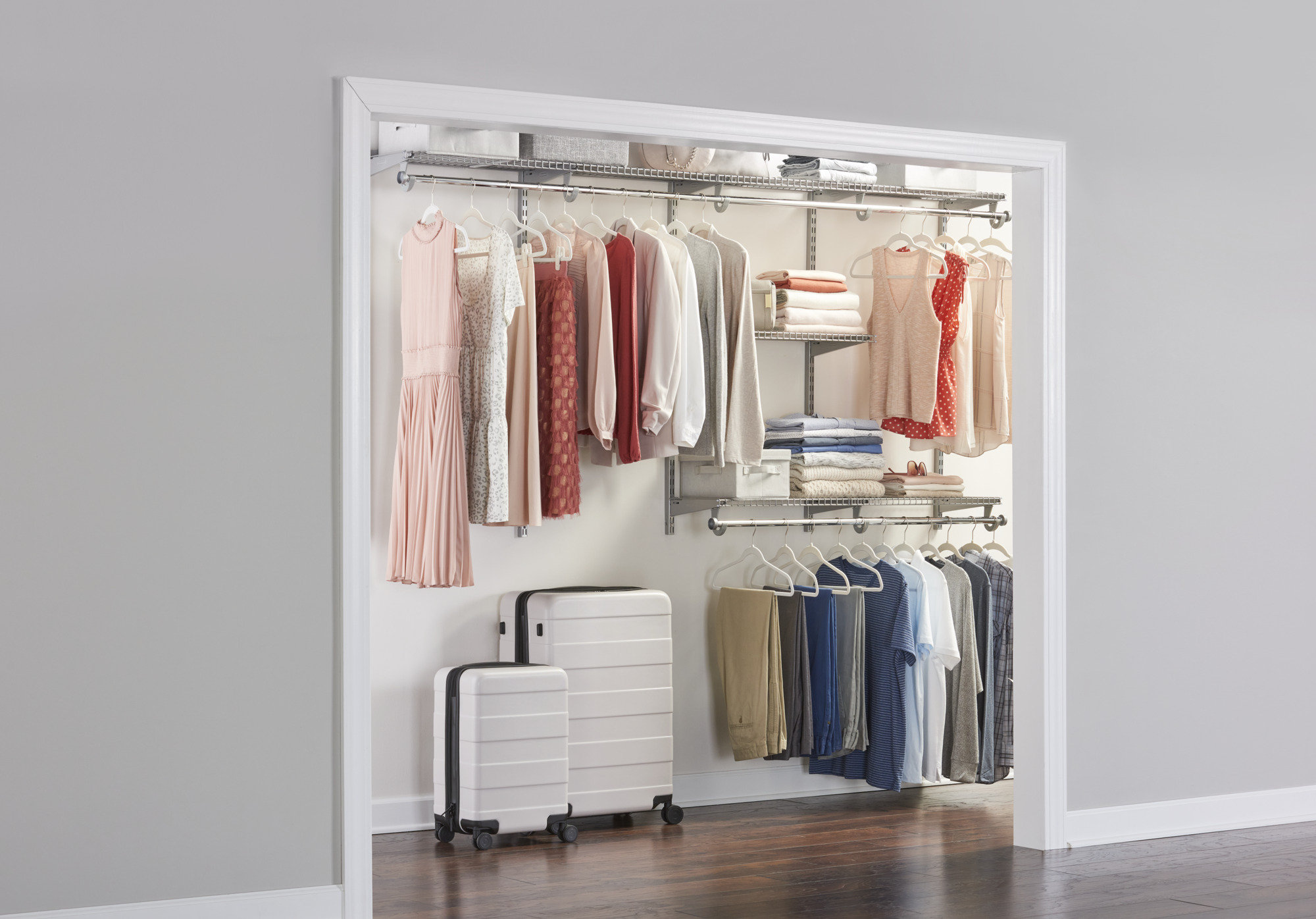 Rubbermaid Configurations 48 Foot Closet Kit Titanium & Reviews