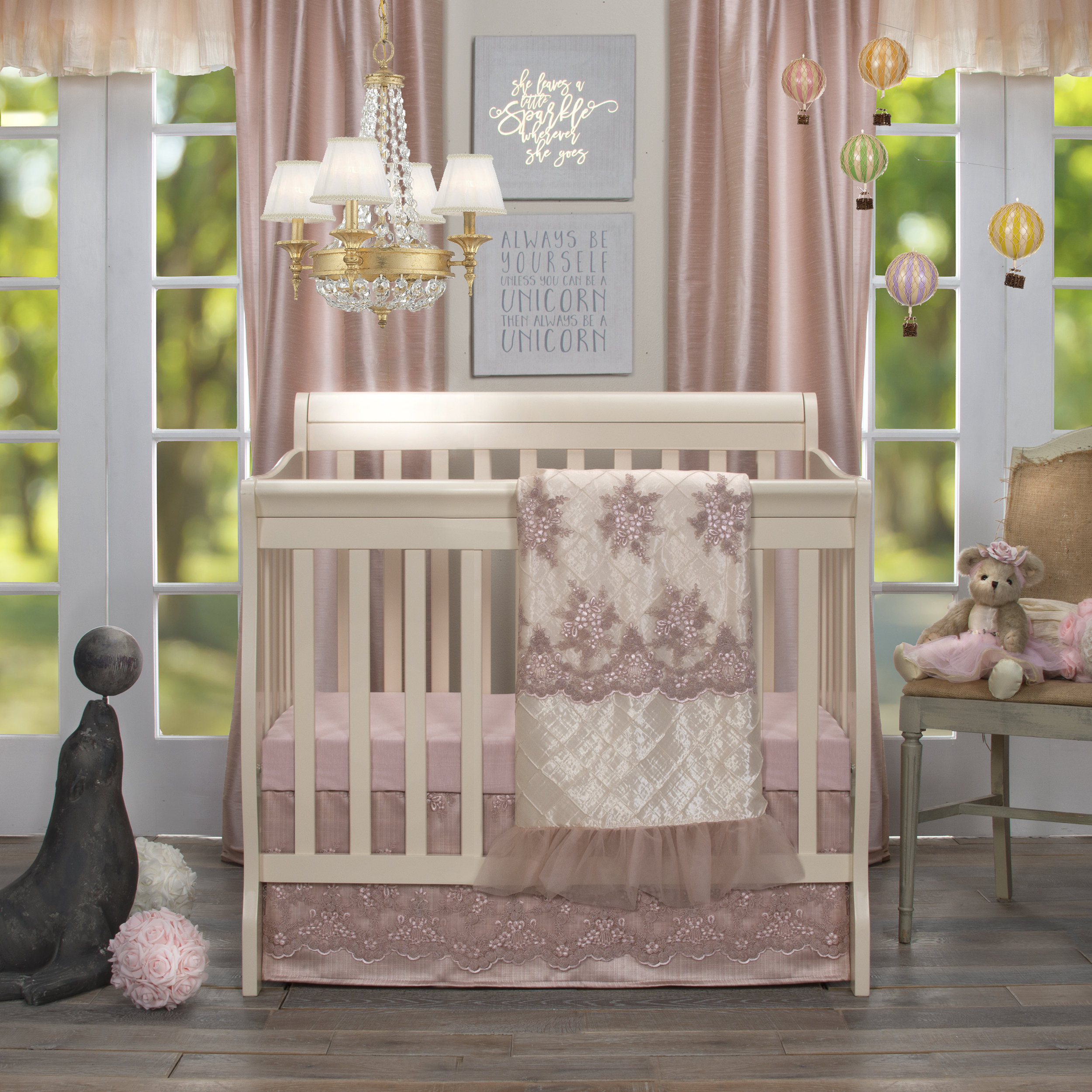 Harriet Bee Andraid Mini Fitted Crib 