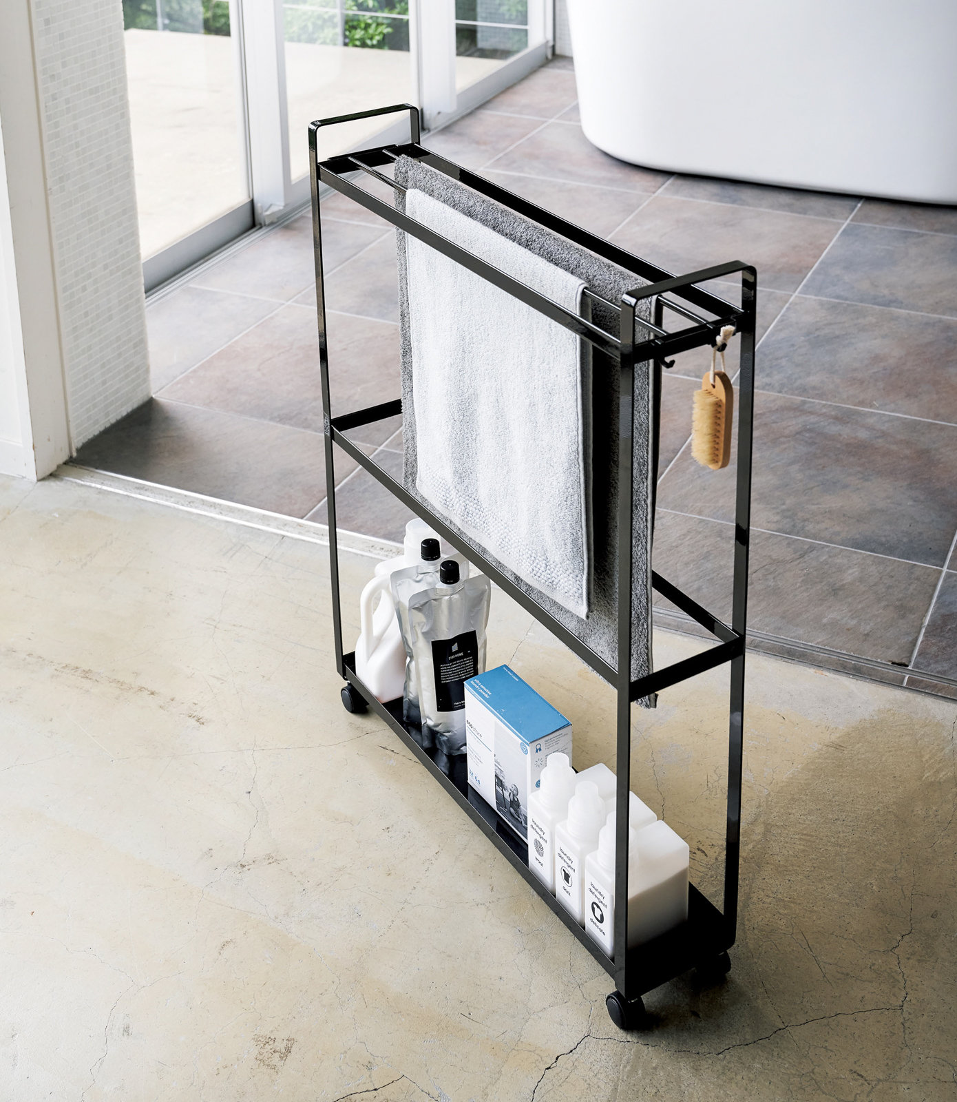 Yamazaki USA Tower Yamazaki Home Towel Rack And Bath Cart, Rolling ...