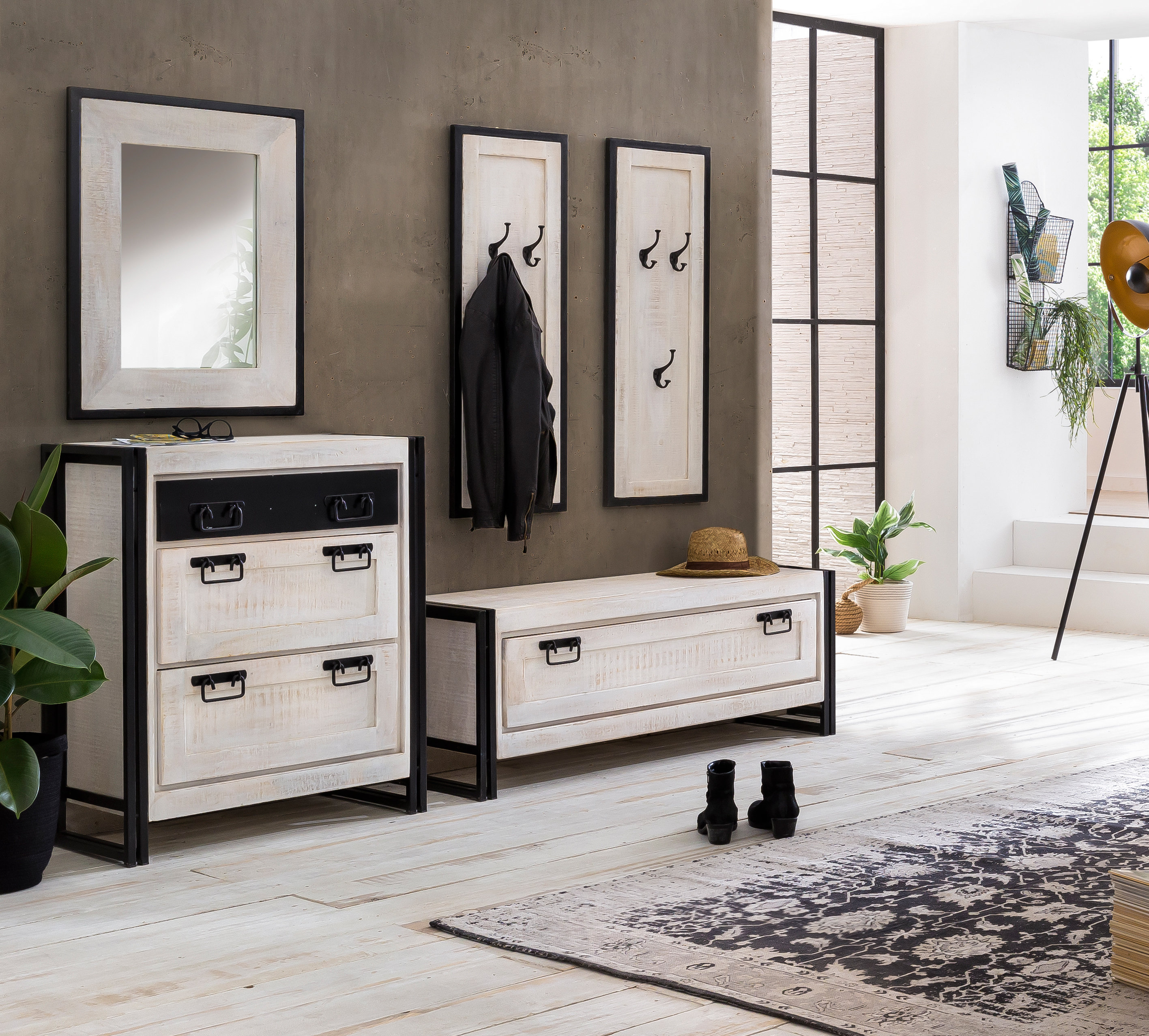 Williston Scurlock Mango Solid Wood Hall Tree with Shoe Storage